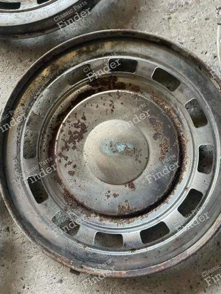 Set of hubcaps - SIMCA Vedette / Ariane - 3