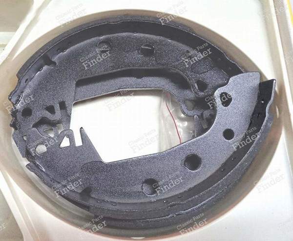 Mâchoires de frein arrière - PEUGEOT 204 - M604- 0