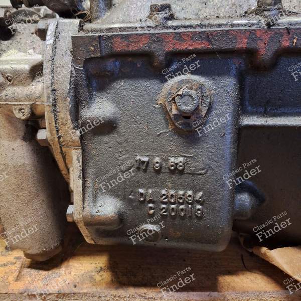 3.4L engine with gearbox - JAGUAR XK150 - KG 9771-8- 6