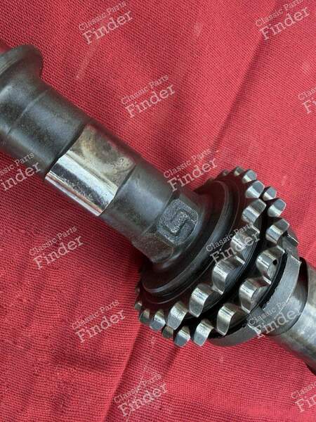Camshaft for electronic fuel injection - CITROËN SM - 1