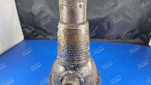 Old MICHELIN 'bottle' type jack - DELAGE DR - FOREST- thumb-2