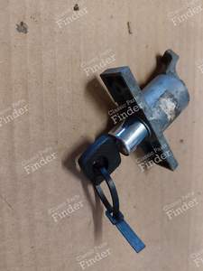 Lock with key - MERCEDES BENZ /8 (W114 / W115) - thumb-1