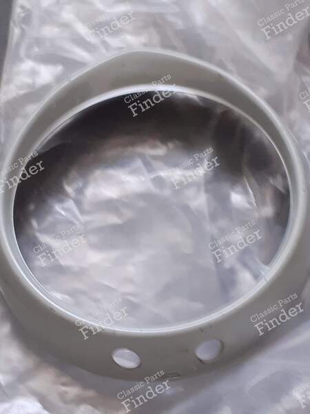 Headlight trim ring - PEUGEOT 404 - 1