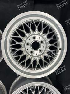 Original Alloy Wheels BBS RG 010 7Jx16 ET36 5x112 ONLY 6,9 kg. For Mercedes W124 W126 W201 W123 W108 - MERCEDES BENZ W108 / W109 - BBS- thumb-1