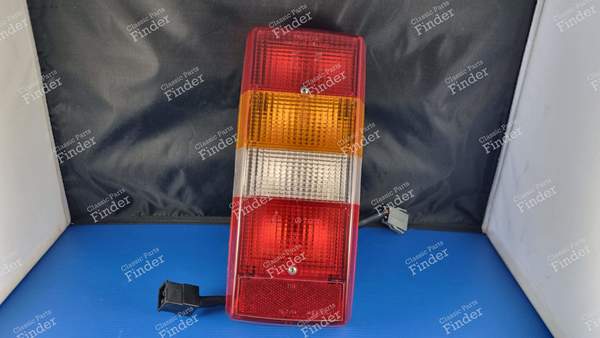 Feu arrière complet - PEUGEOT 205 - 72275 / 9406340660- 0