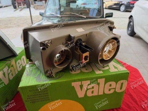 Pair of headlight lenses - RENAULT 25 (R25) - 32764206133 74/81- 7