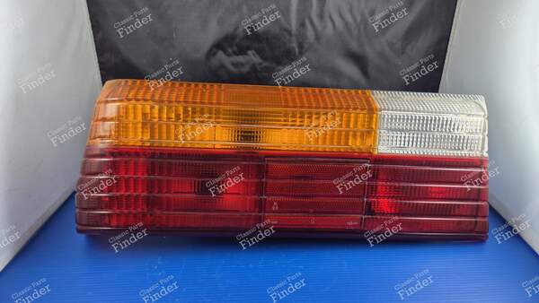 Linkes Rücklicht – Phase 1 - PEUGEOT 305 - 25601- 1