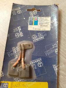 Dynamo brushes for PEUGEOT 204