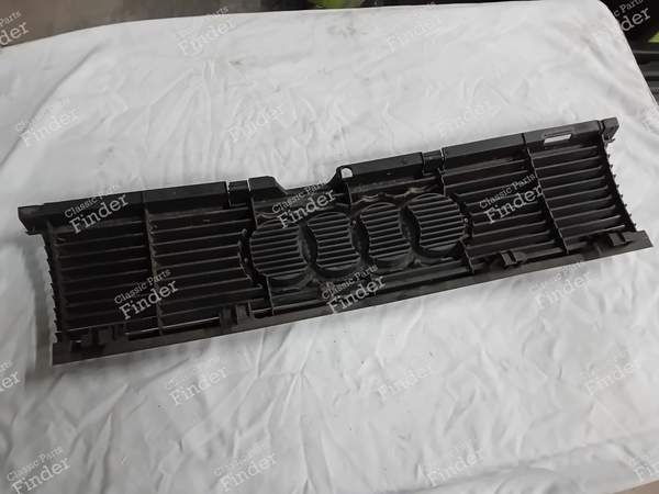 Calandre - AUDI Coupé GT/Quattro (B2) - 811853655D / 857853655B- 2