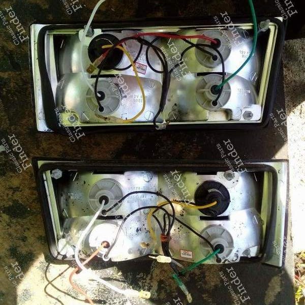 Paar Leuchten - VOLKSWAGEN (VW) Golf I / Rabbit / Caddy / Jetta - 171945096 (R) / 171945095 (L)- 4