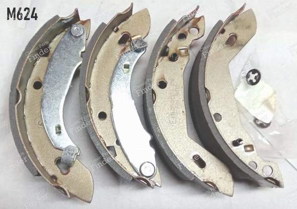 Set of 4 shoes for rear drum brakes. - RENAULT 5 (Supercinq) / Express / Rapid / Extra (R5) - M624- 1
