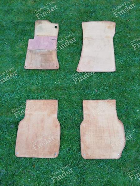 Lot de 4 tapis de sol - MERCEDES BENZ S (W116) - 1166840130 / 1166843829 /  1166845029 / 1166844929- 0