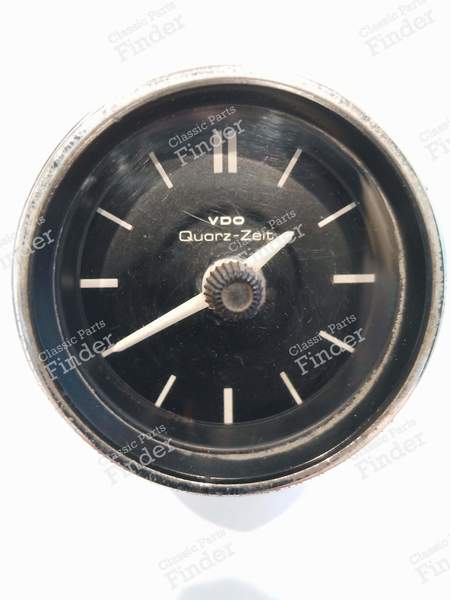 Horloge à quartz - MERCEDES BENZ /8 (W114 / W115) - 214/3/3- 0