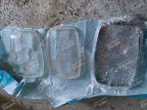 Headlight lenses - MERCEDES BENZ /8 (W114 / W115) - 1305630050 / 100710- 1