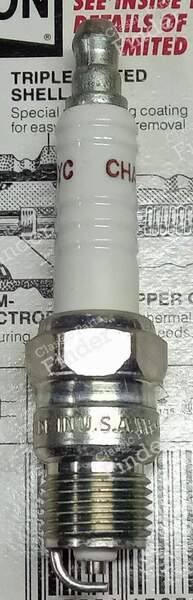 Champion Spark Plugs - Multi-Brand - VAUXHALL Victor / VX4/90 / Ventora (FD) - RV9YC- 0