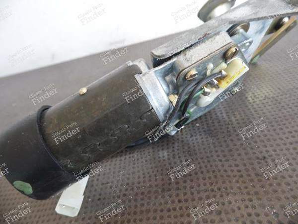 REAR WIPER MOTOR - PORSCHE 928 - 928.628.403.02- 8