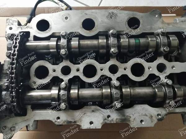 Culasse avec arbres à cames / poulies - Moteur 2.7 HDI - CITROËN C6 - P80LA- 6
