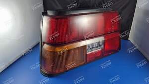 Feu arrière gauche complet - TOYOTA Tercel - thumb-1