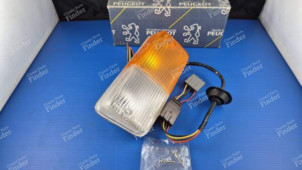 Blinker des rechten Standlichts - PEUGEOT J9 - 10610 / 630192- 0