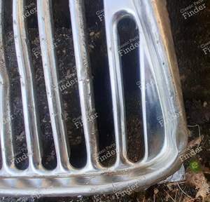 Metal grille for Renault 4 - RENAULT 4 / 3 / F (R4) - thumb-1