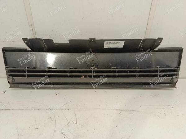 Kühlergrill - RENAULT 9 / Alliance / Broadway / 11 / Encore (R9 / R11) - 2