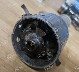 Ignition distributor R8 Gordini engine - RENAULT 8 / 10 (R8 / R10) - 4189 / R230- thumb-1