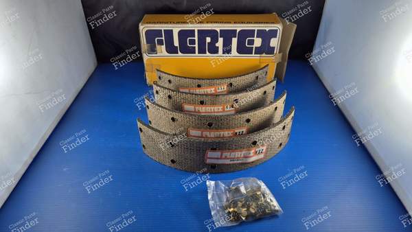 Jeu de 4 garnitures de mâchoires de frein arrière - RENAULT 12 / Virage (R12) - 520705- 0