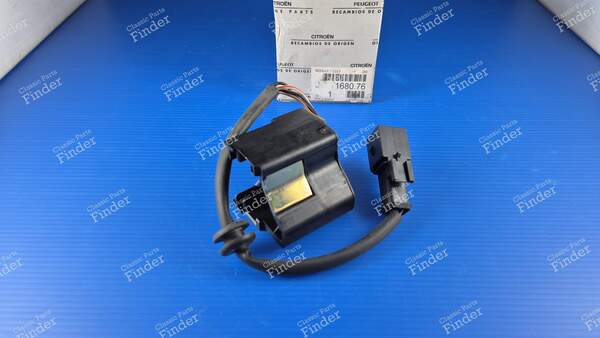 Steuerung des Magnetventils einer Einspritzpumpe - PEUGEOT 306 - 1680.76 / BOSCH 0281005033- 0