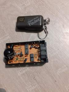 Plip' remote control - PEUGEOT 205 - 02641- thumb-0