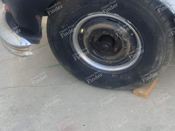 Chrome trim elements - DAIMLER Majestic Major - 8