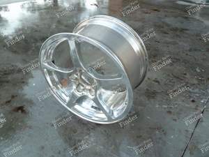 Original polished alloy wheel - CHEVROLET Corvette C5 - thumb-1