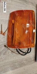 Feu clignotant avant gauche - phase 1 - FIAT Uno / Duna / Fiorino