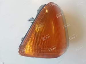 Standlicht / Blinker vorne rechts - PEUGEOT 305 - 4018D- thumb-2