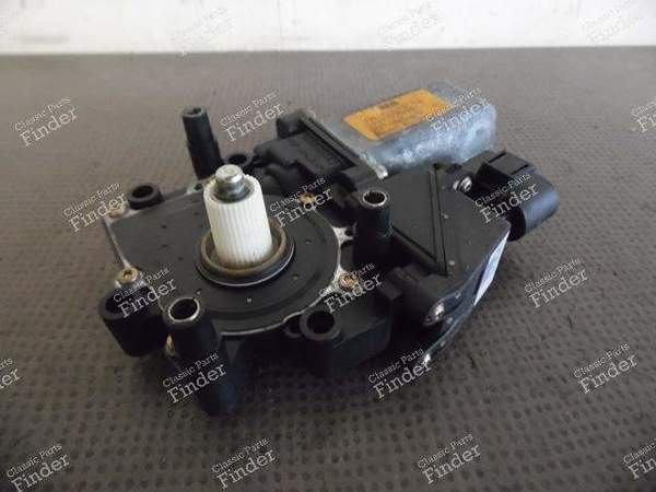 MOTEUR LEVE-VITRE DROIT - 996 COUPE & TARGA - PORSCHE 911 (996) - 99662410203 équivalente à 99662410205 et 99662410201- 0