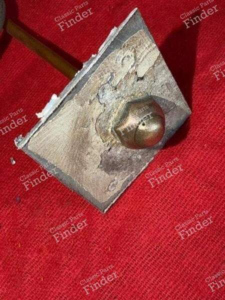 Center Windshield Washer Nozzle - 1st-Generation DS - CITROËN DS / ID - 3