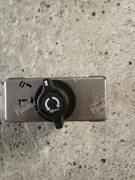 Fuel pump relay - MERCEDES BENZ SL (R129) - A0095455432 / 0537793- 1
