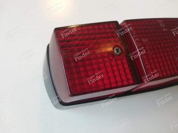 Pair of rear lights - CITROËN DS / ID - 637- 2