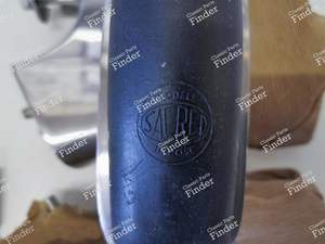 1 set of bumper horns - PEUGEOT 204 - thumb-1