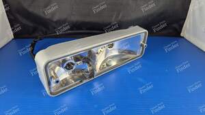 Halterung für Blinker / Standlicht vorne links - PEUGEOT 104 / 104 Z