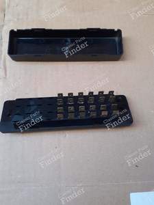 DAV-Sicherungsbox - PEUGEOT 204 - 8119.4- thumb-1