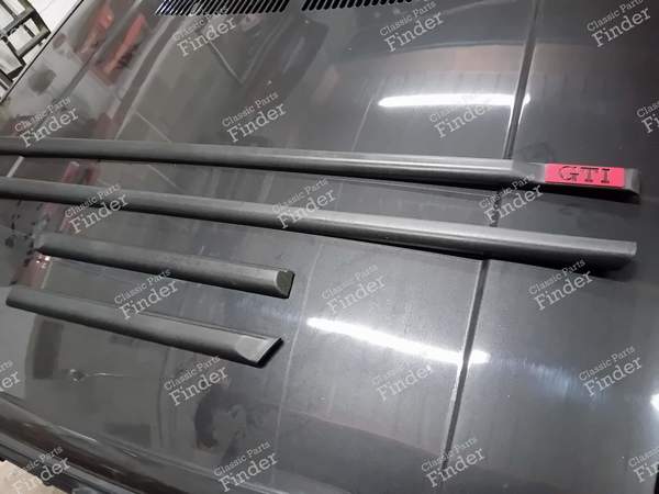 Dünne Leiste 3-Türer GTI / G60 - VOLKSWAGEN (VW) Golf II / Jetta - Ref. R: 191853516D / 191853515D (R) / L: 191853535D / 191853536D- 1