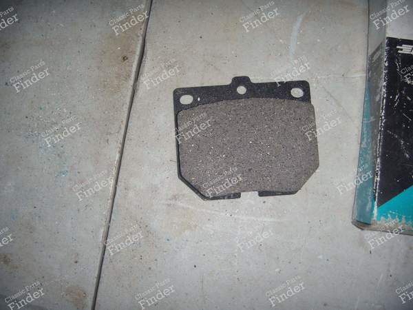 Rear brake pads - TOYOTA Corolla (E80) - 1