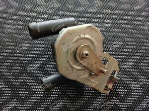 Robinet de chauffage - RENAULT 20 / 30 (R20 / R30) - Z33831742- thumb-1