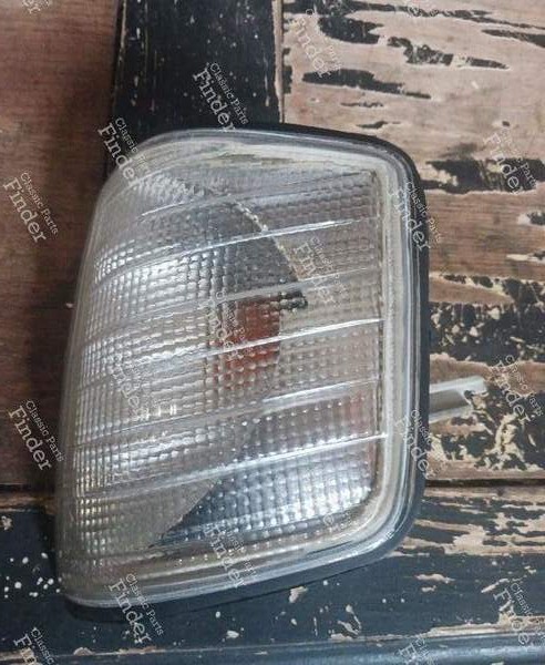 Left front turn signal - MERCEDES BENZ 190 (W201) - 0