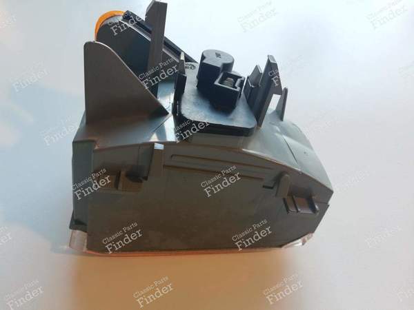 Right front flasher/monitor phase 2 - PEUGEOT 305 - 4018D- 6