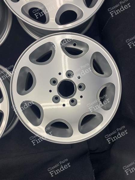 Original 'Sportline' Eight Holes Alloy Wheels 7Jx15 ET41 - MERCEDES BENZ E (W124) - 1244011902- 2