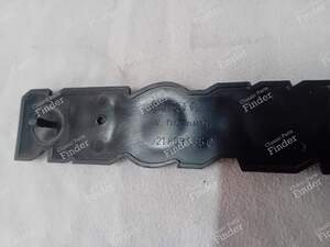 „Volkswagen“-Monogramm - VOLKSWAGEN (VW) Golf I / Rabbit / Caddy / Jetta - 321853685C- thumb-2
