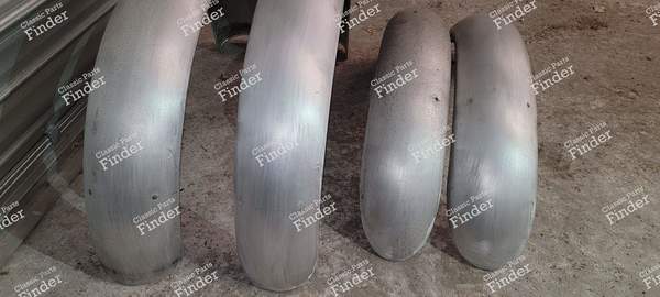 Vorder- und Hinterflügel - BUGATTI Type 57 - 1