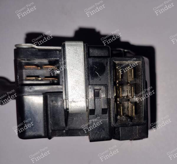 Schalter für Blinker, Scheinwerfer... - RENAULT Twingo - 3293 / 77008224458- 2