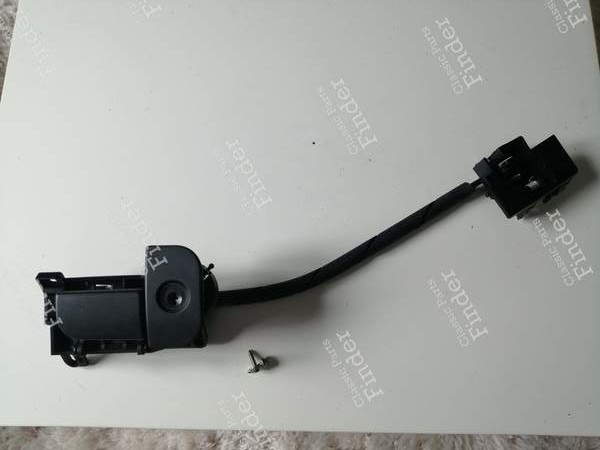 Commande d'ouverture de la boîte à gant - Phase 2 - CITROËN XM - 9622753577- 0